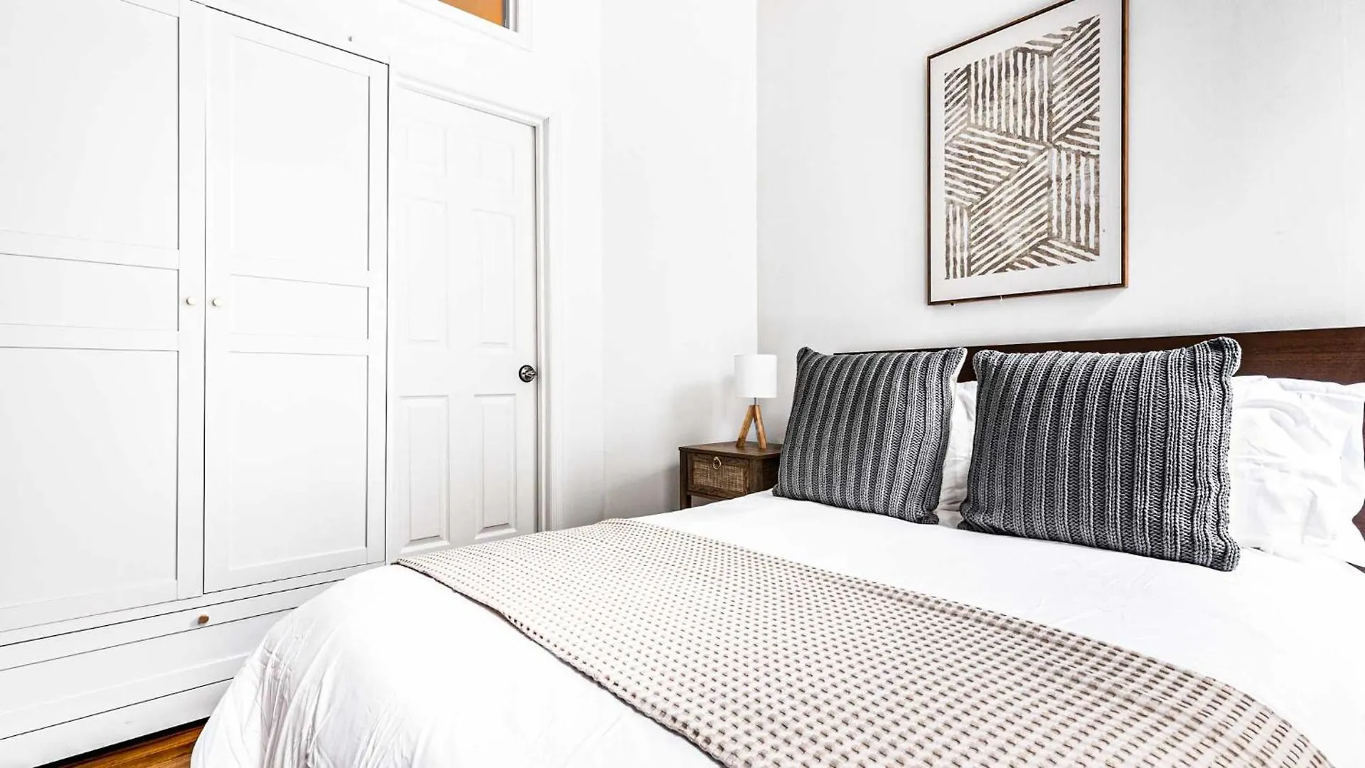 Apartment Stylish & Comfy 4Bdr & 1Bth In Midtown Manhattan New York United States